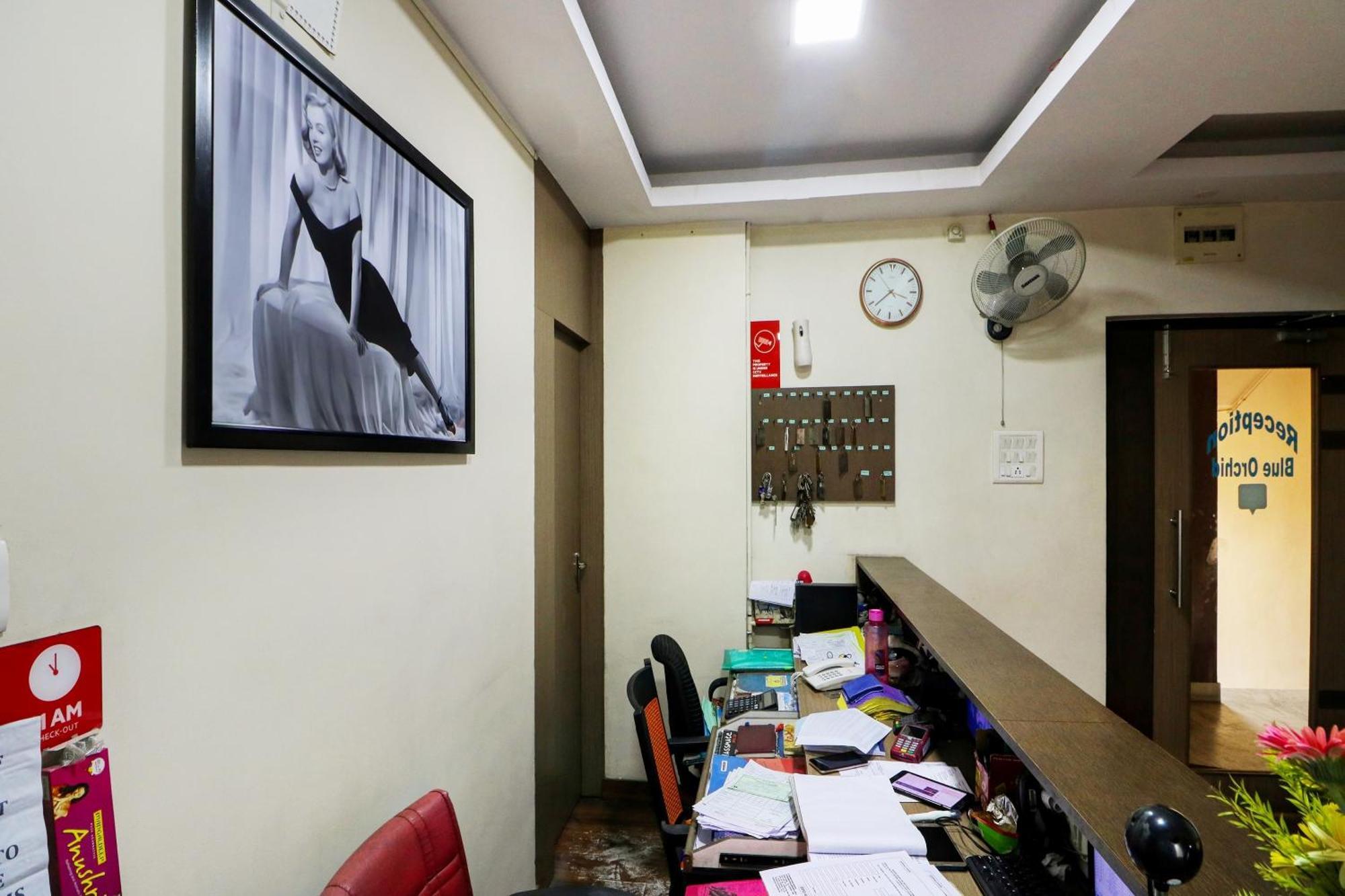 Panchuria Oyo Flagship 1805 Hotel Star Delight מראה חיצוני תמונה