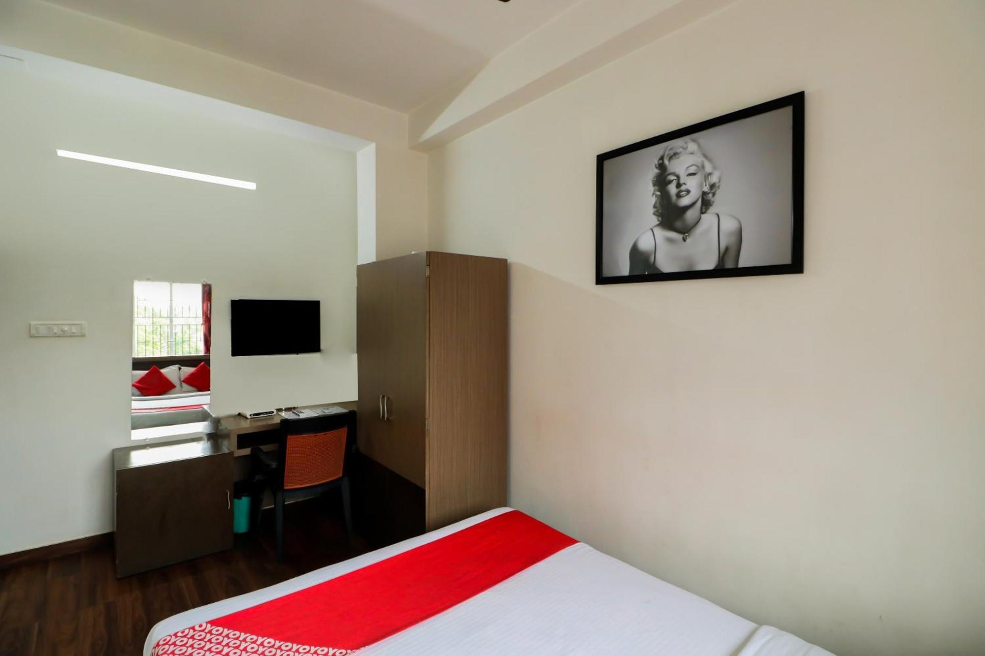 Panchuria Oyo Flagship 1805 Hotel Star Delight מראה חיצוני תמונה