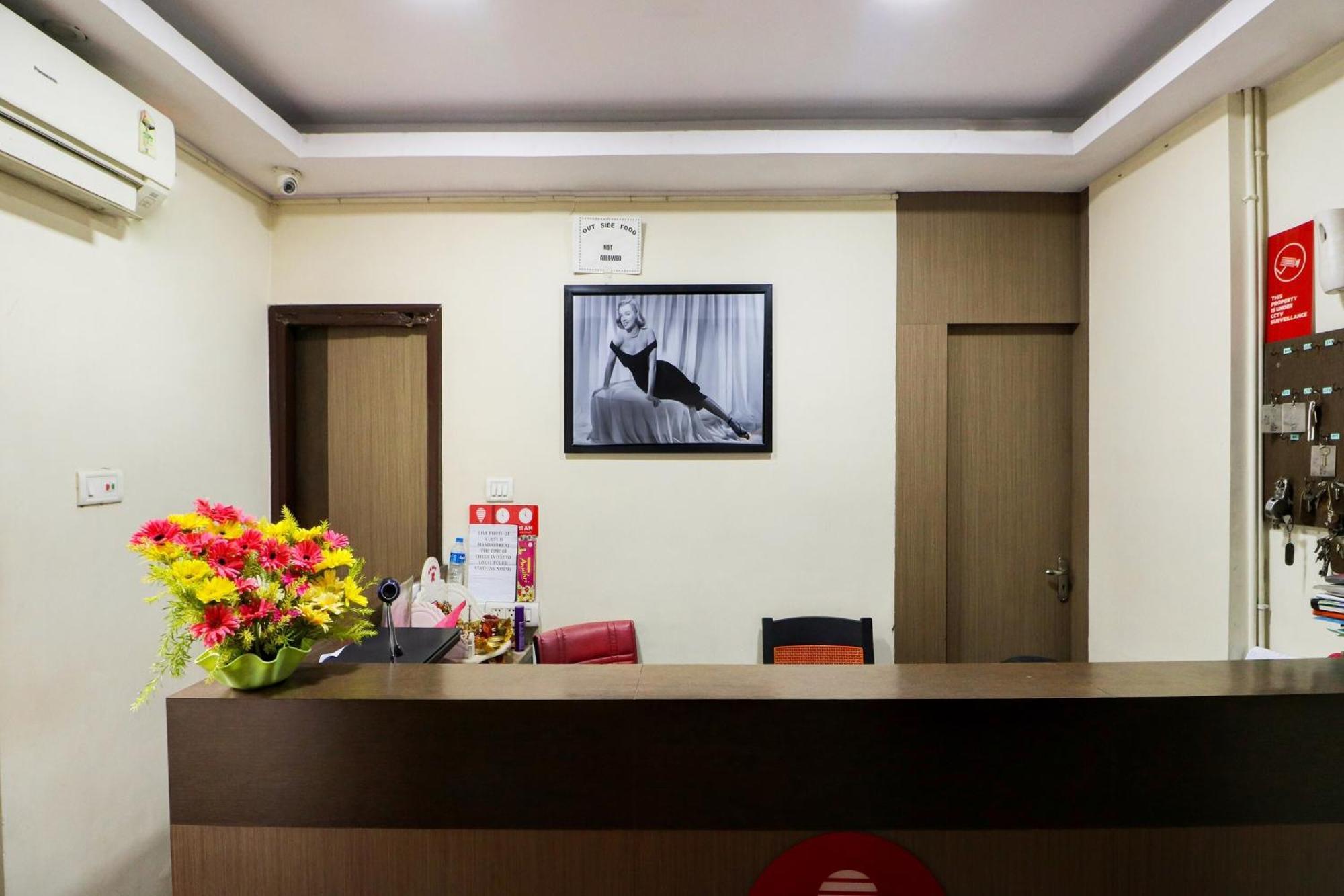 Panchuria Oyo Flagship 1805 Hotel Star Delight מראה חיצוני תמונה